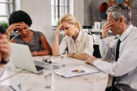 Symptoms And Signs Of Mental Health Issues In The Workplace
